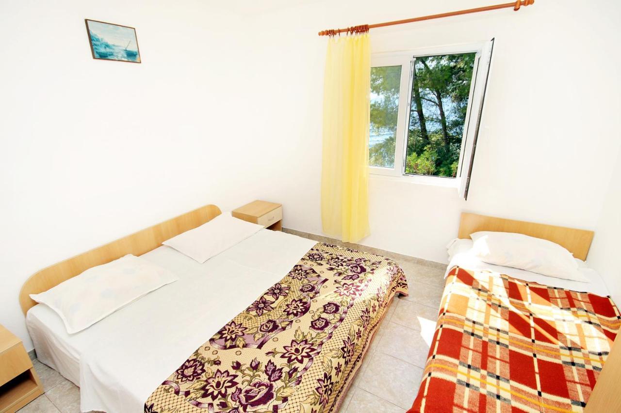 Seaside Secluded Apartments Cove Tvrdni Dolac, Hvar - 2997 Gdinj Esterno foto